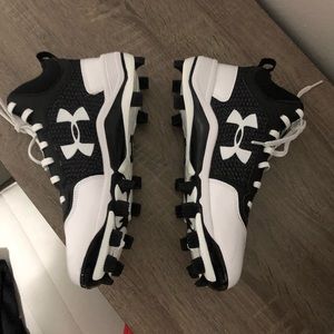 Under Armour baseball cleats